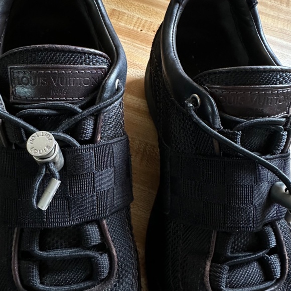 Louis Vuitton authentic sneakers size  36-6 - Picture 4 of 16